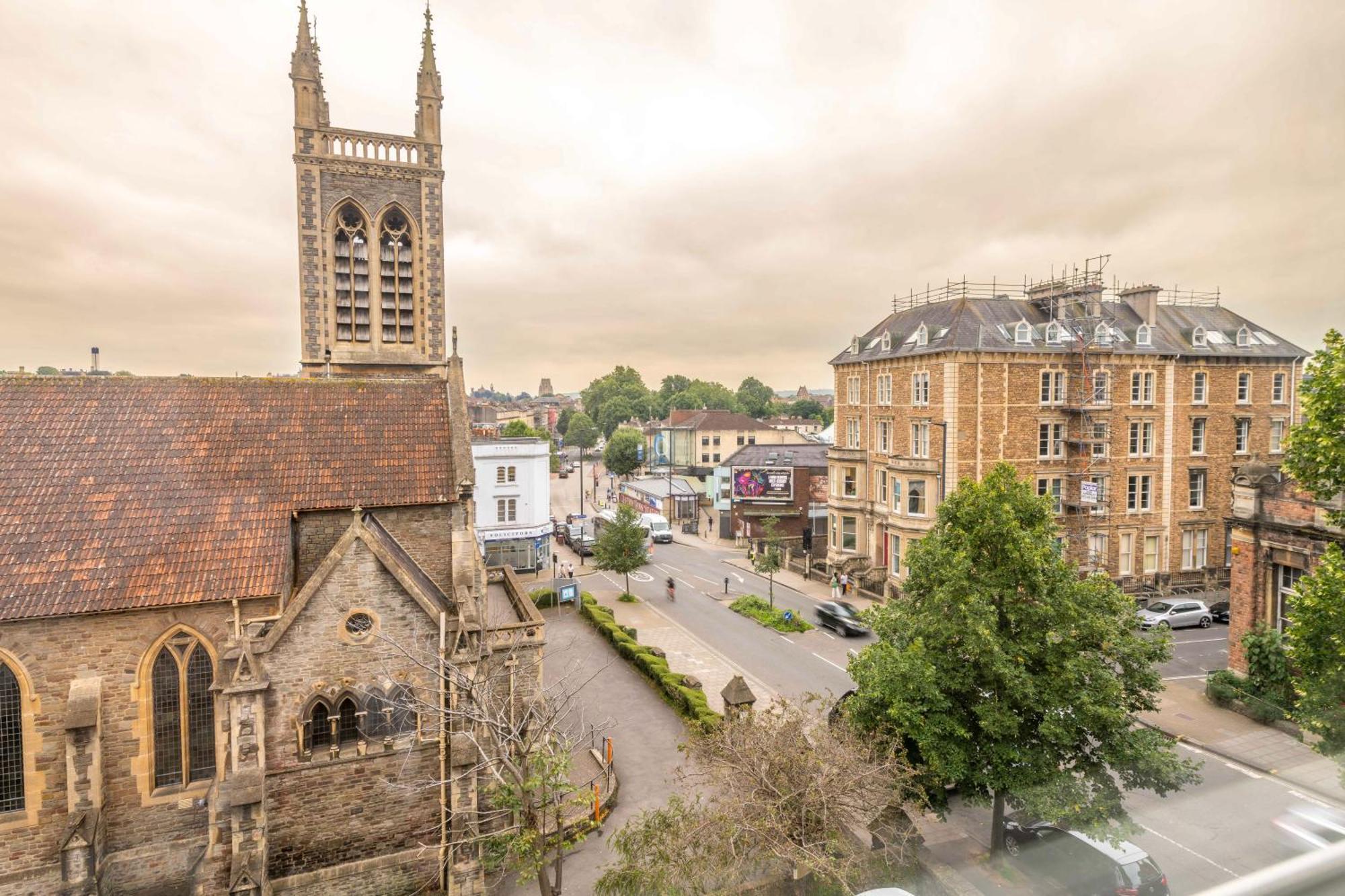 Skyfall With Free Parking For Families & Business By Prescott Apartments Bristol Exteriör bild