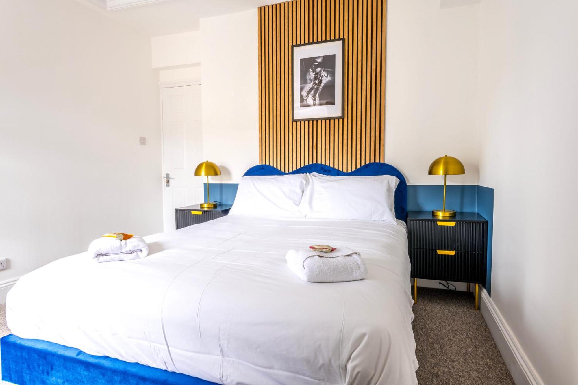 Skyfall With Free Parking For Families & Business By Prescott Apartments Bristol Exteriör bild