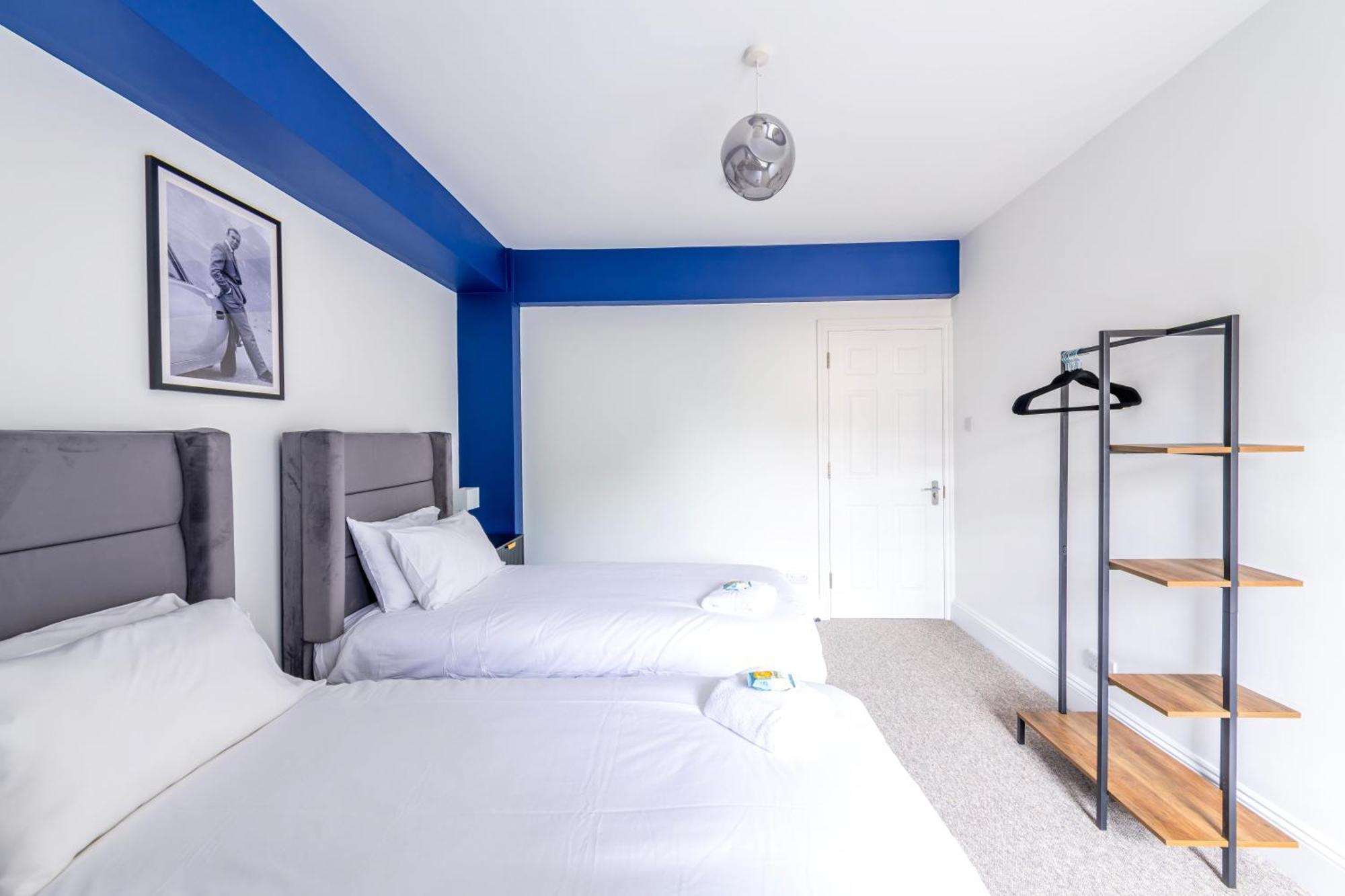 Skyfall With Free Parking For Families & Business By Prescott Apartments Bristol Exteriör bild