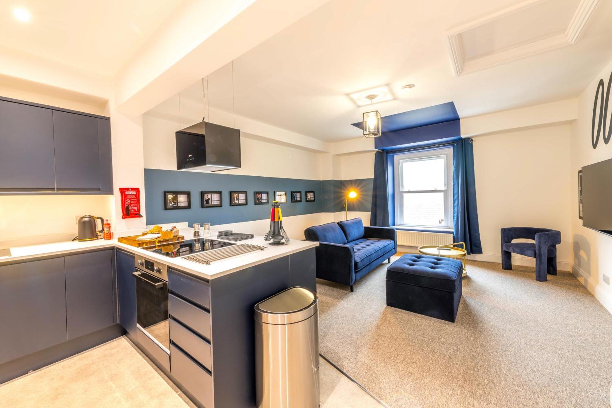 Skyfall With Free Parking For Families & Business By Prescott Apartments Bristol Exteriör bild